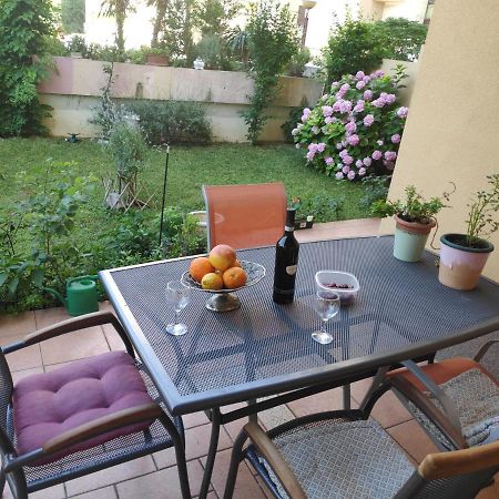 Spacious Apartment With Big Garden Near Beach Split Exterior foto