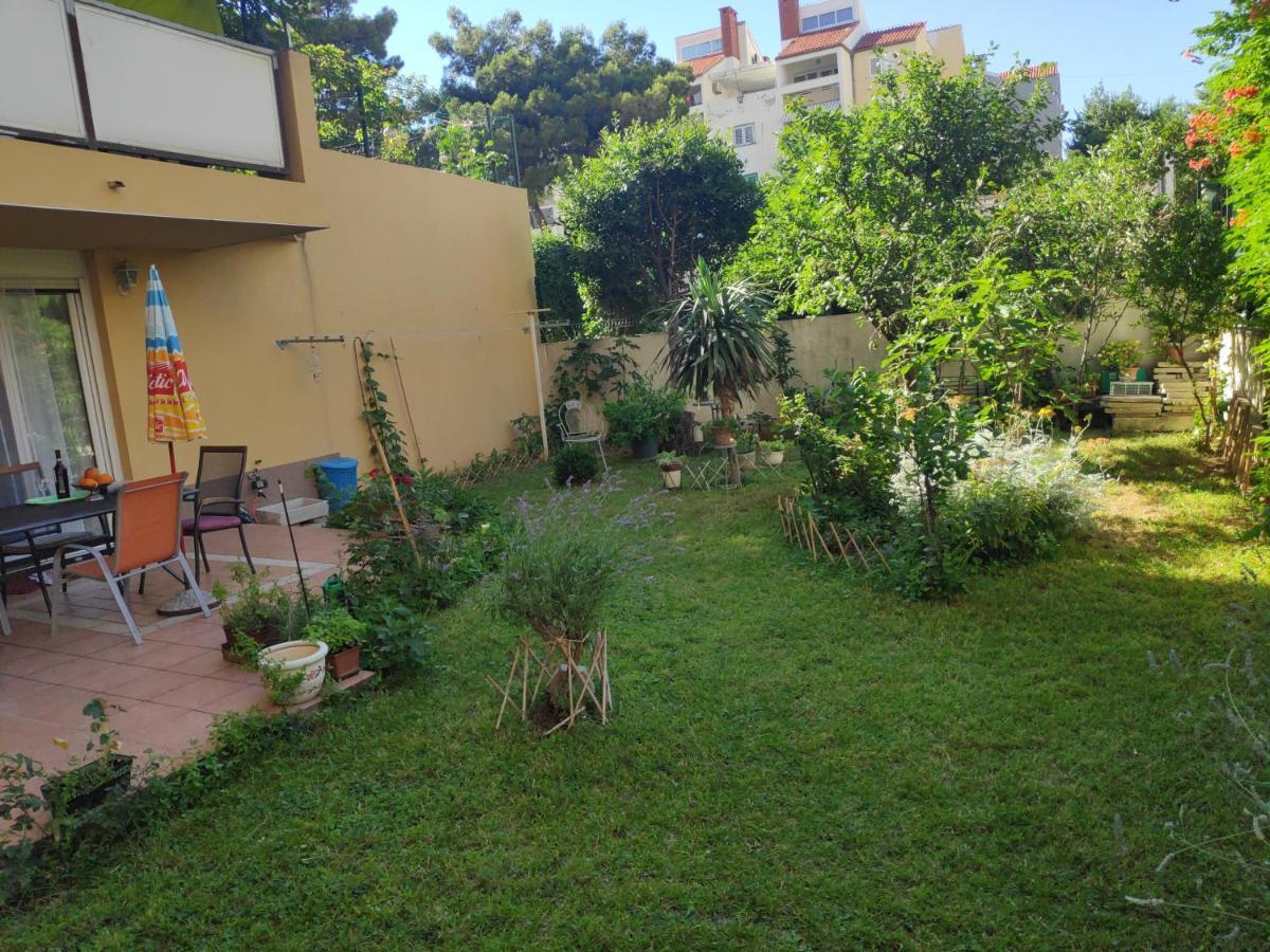 Spacious Apartment With Big Garden Near Beach Split Exterior foto
